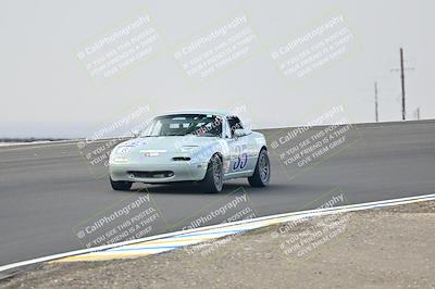 media/Jan-26-2025-CalClub SCCA (Sun) [[cfcea7df88]]/Group 4/Race/